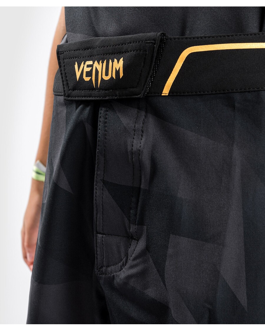 Celana Pendek Pertarungan Pisau Cukur Venum - Untuk Anak-anak - Hitam/emas