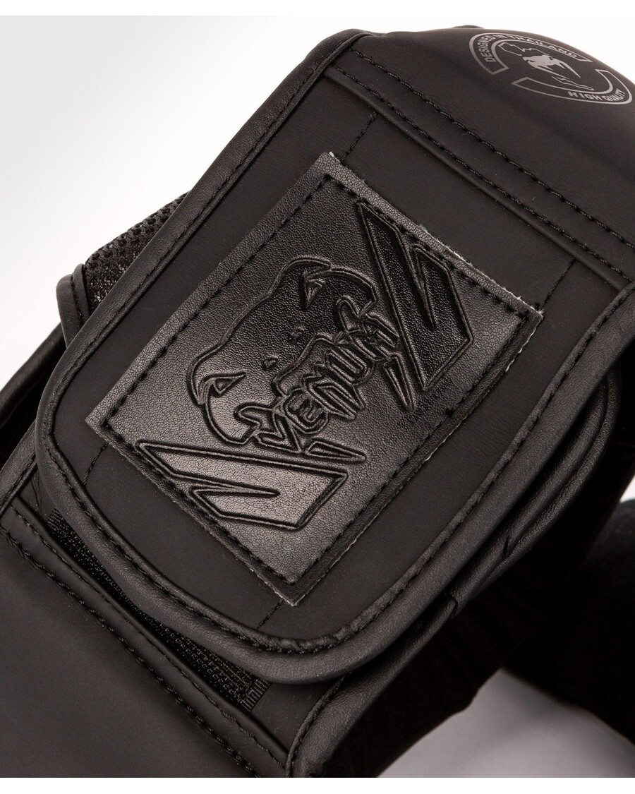 Детски шапки Venum Challenger - черно/черно