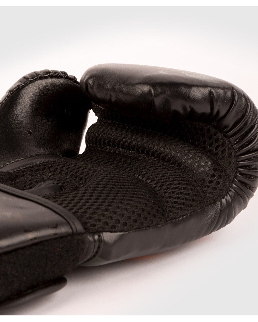 боксови ръкавици Venum Angry Birds - детски - черни