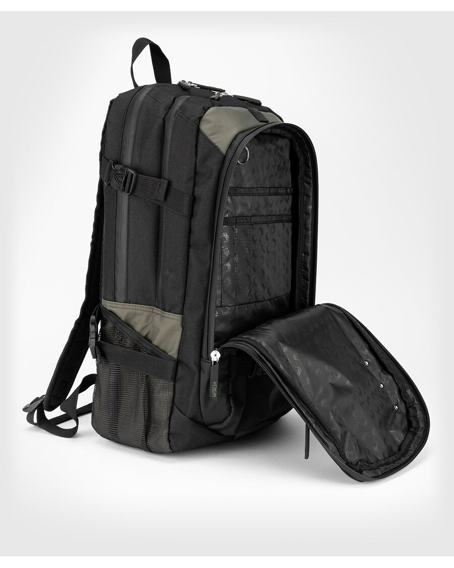 کوله پشتی Venum Challenger Pro Evo