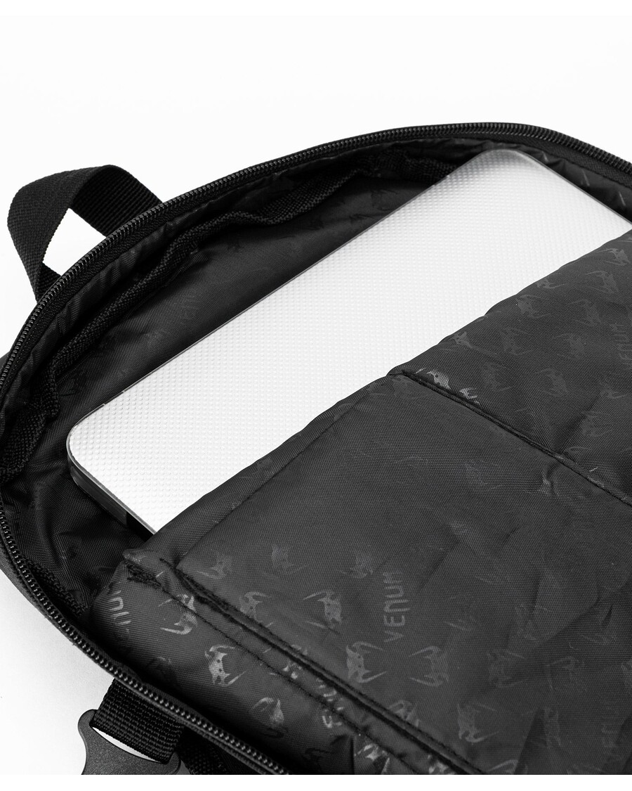 کوله پشتی Venum Challenger Pro Evo