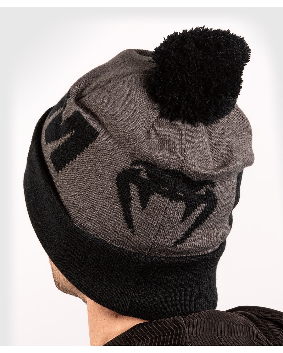 قبعة فينوم إيليت مع بوم بوم - رمادي/أسود