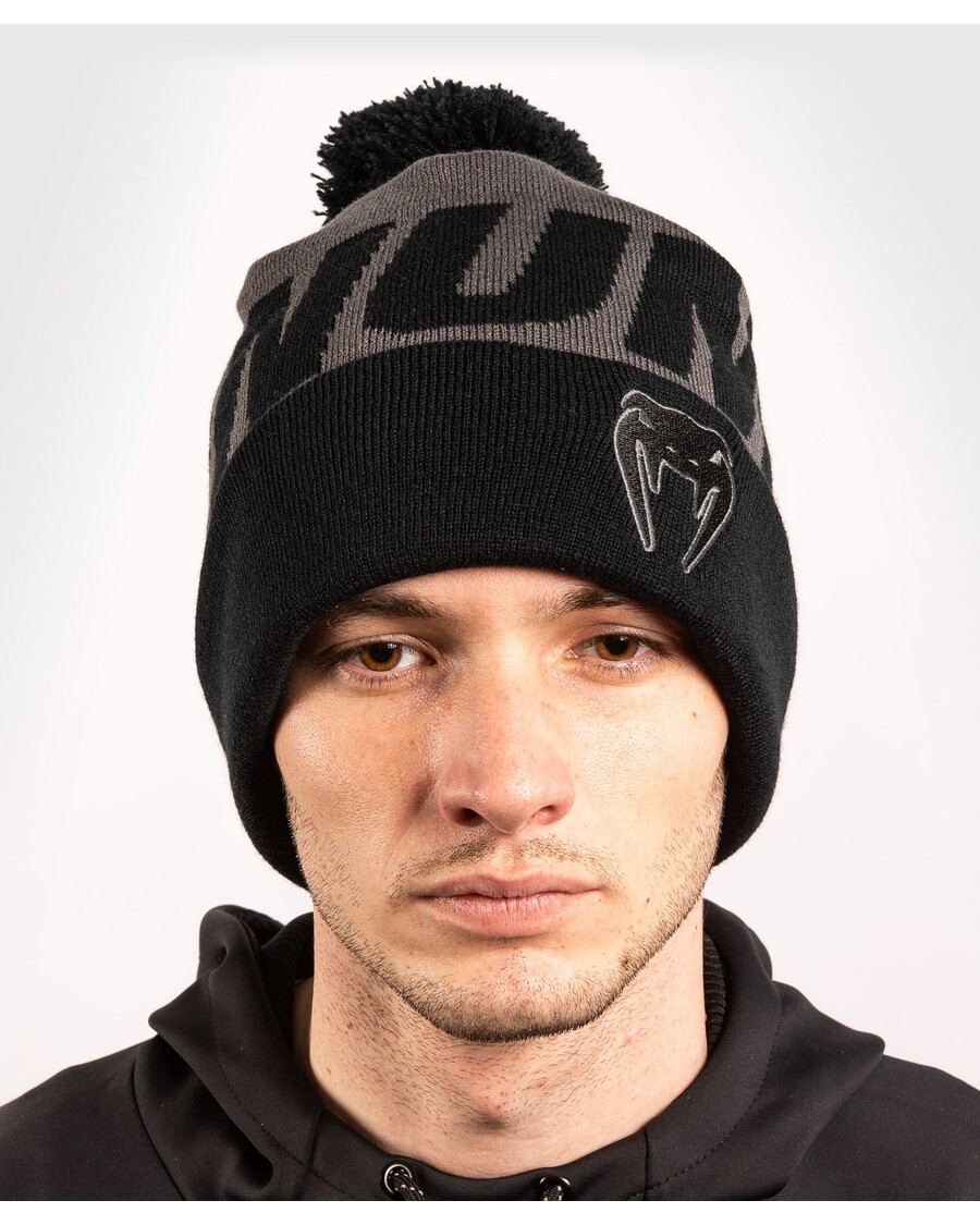 قبعة فينوم إيليت مع بوم بوم - رمادي/أسود