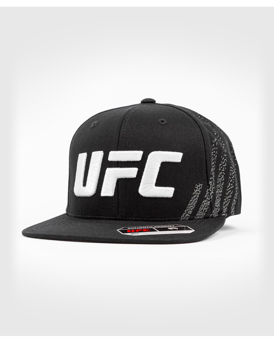 Кепка унисекс UFC Venum Authentic Fight Night - черная