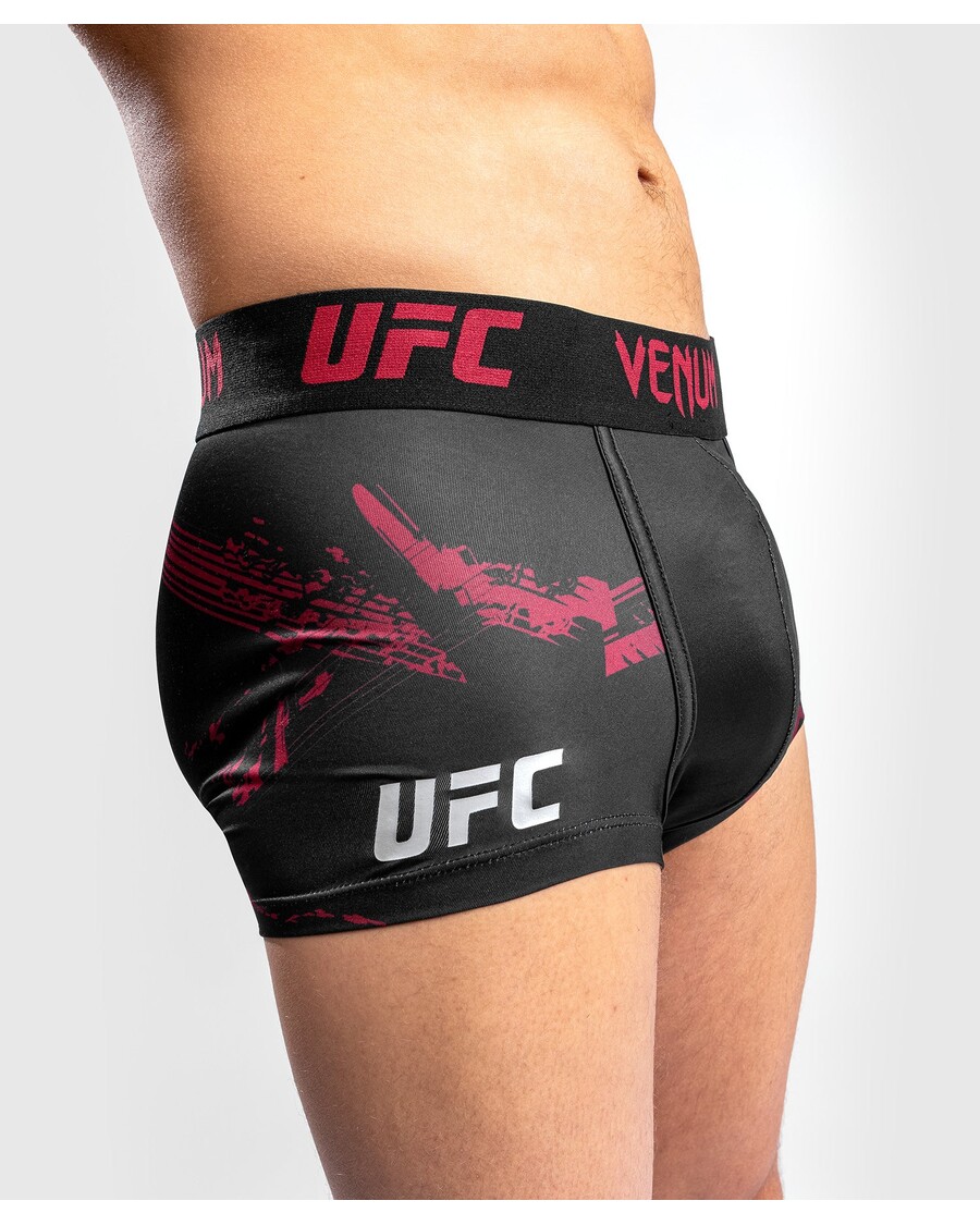 سراويل داخلية للرجال من UFC Venum Authentic Fight Week 2.0 - أسود/أحمر
