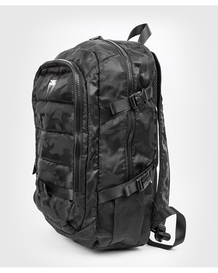 Venum Challenger Pro σακίδιο πλάτης - μαύρο/σκούρο Camo