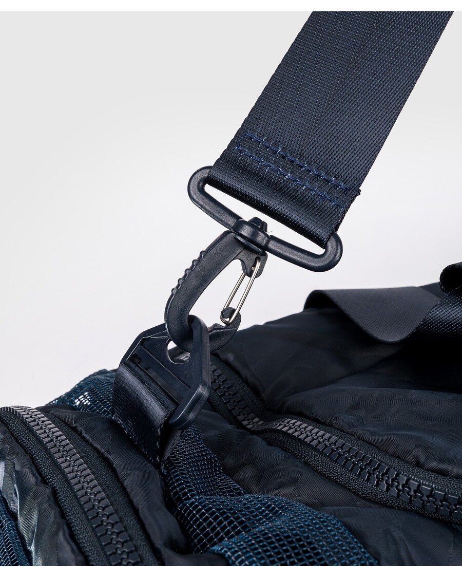 Venum トレーナー ライト スポーツバッグ - カモフラージュ/ブルー