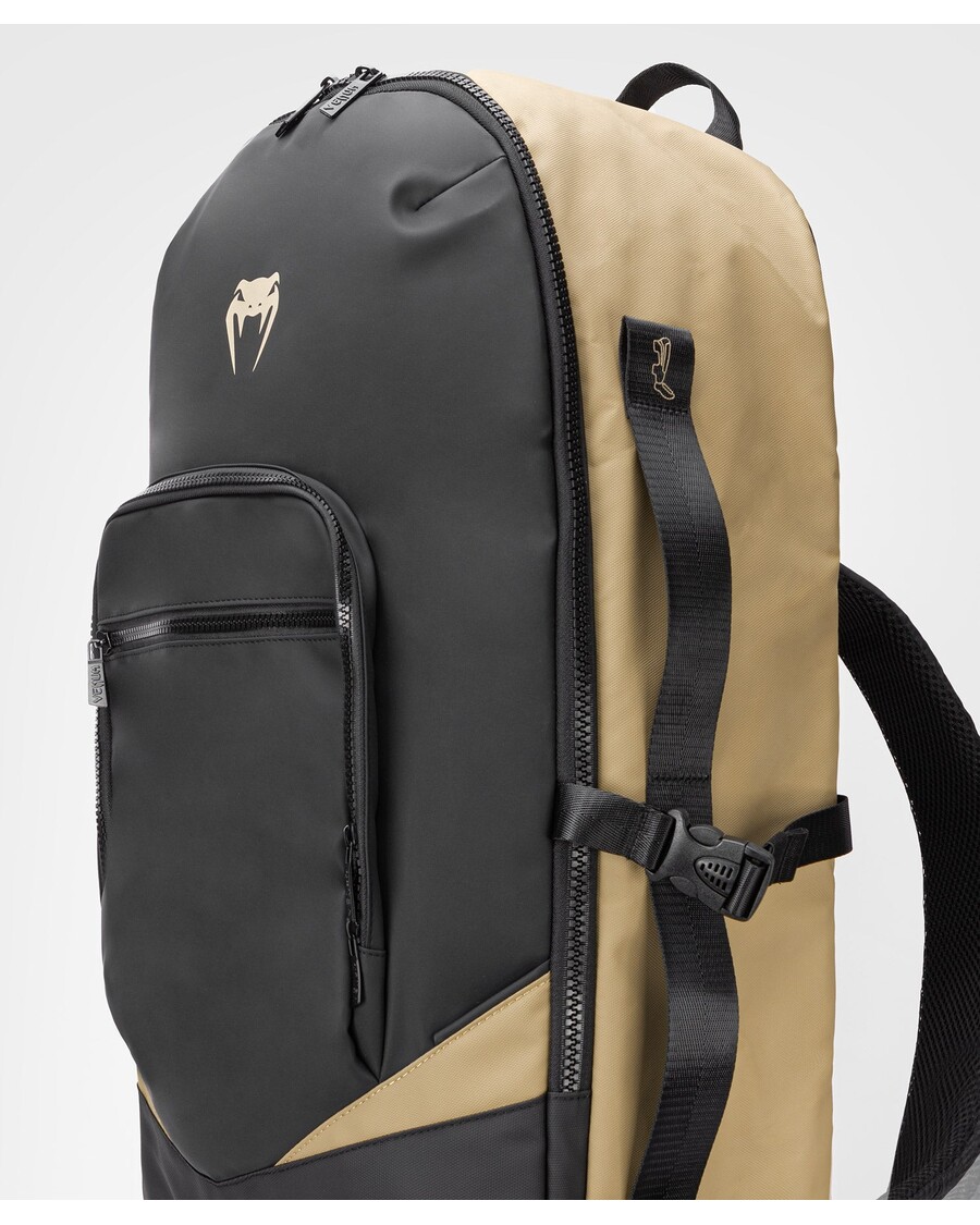 حقيبة الظهر Venum Evo 2 Xtrem - أسود/رملي