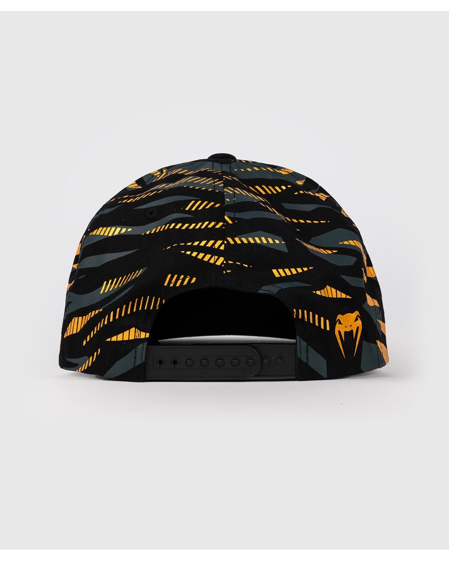 قبعة يو اف سي فيوجن باي فينوم الرياضية الليلية الأصلية - البطل