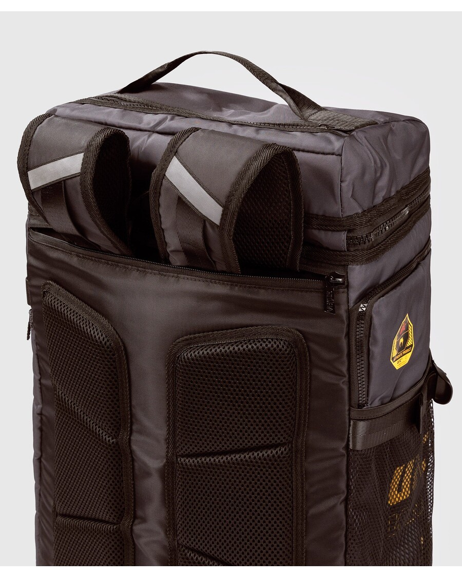 Borsone Ufc Fusion Di Venum Fight Week - Marrone Terra