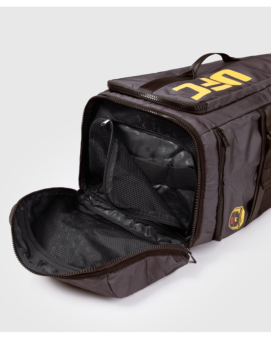 Borsone Ufc Fusion Di Venum Fight Week - Marrone Terra