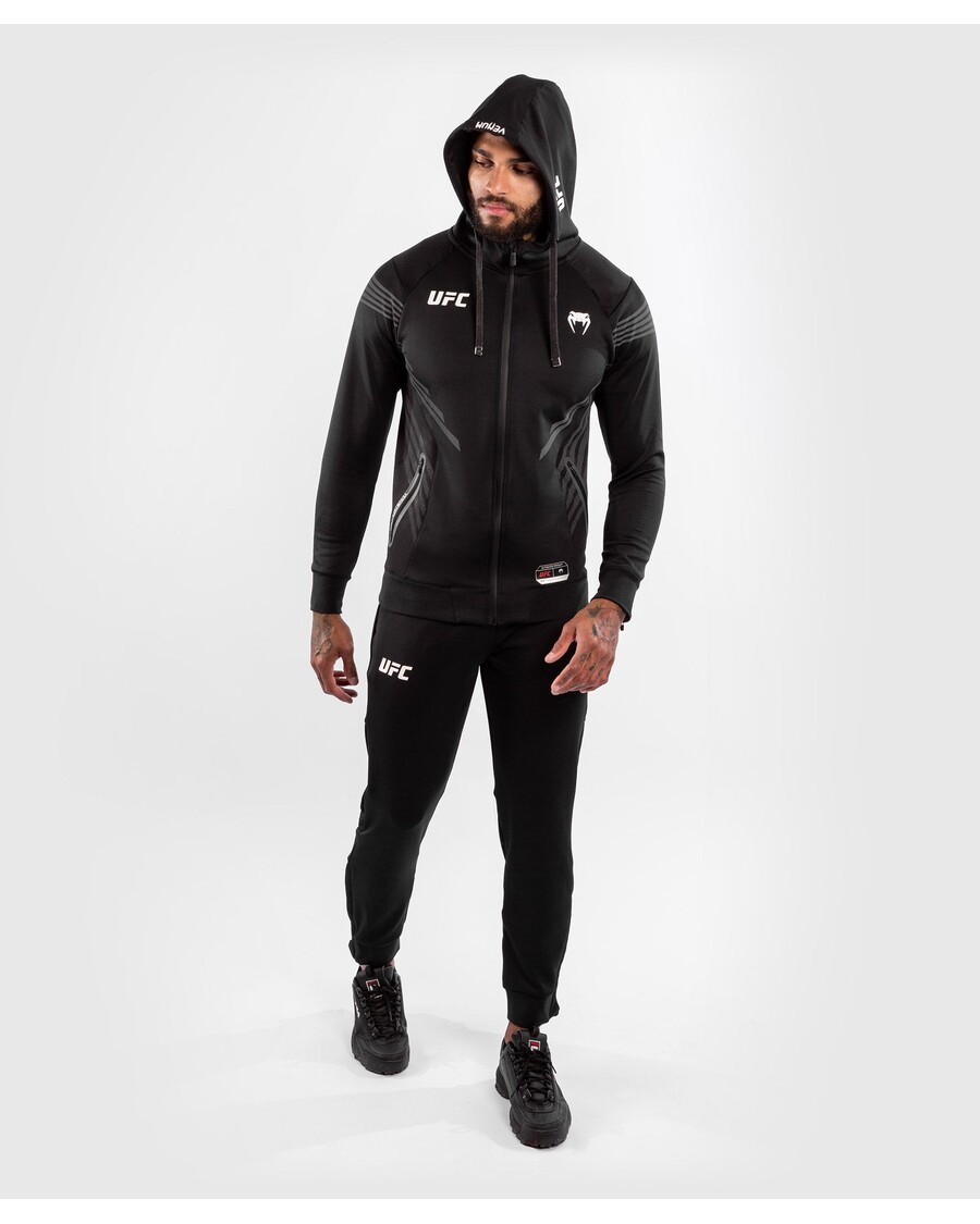 Ufc Venum Authentic Fight Night Moške Hlače Za Sprehode - črne