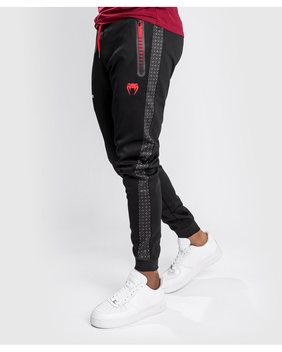 UFC VENUM パフォーマンス インスティテュート ジョガー - ブラック/レッド