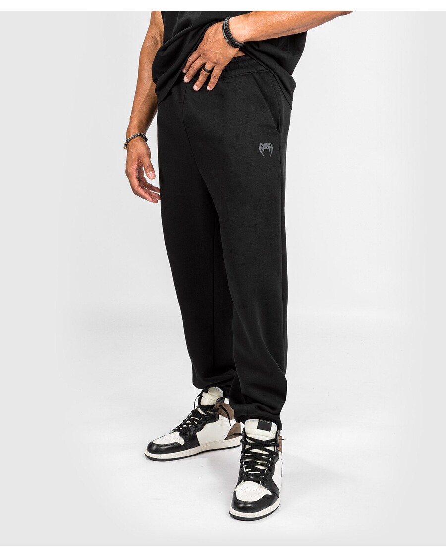 Joggerji Venum Connect Xl - Oversize Fit - črni