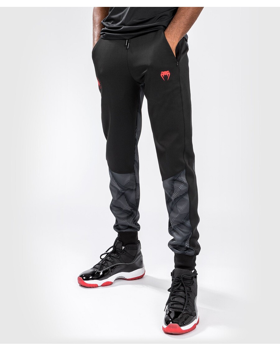 Joggerji Venum Phantom - črno/rdeči