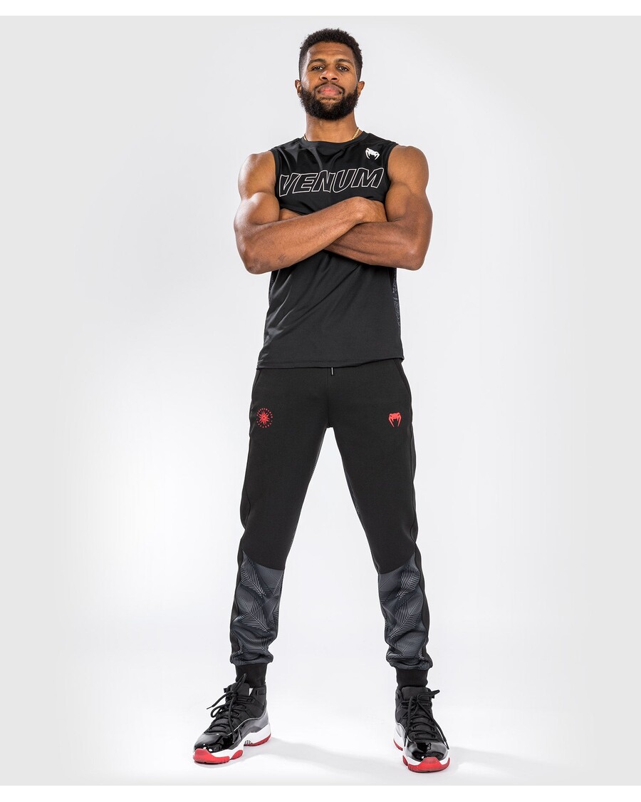 Joggerji Venum Phantom - črno/rdeči