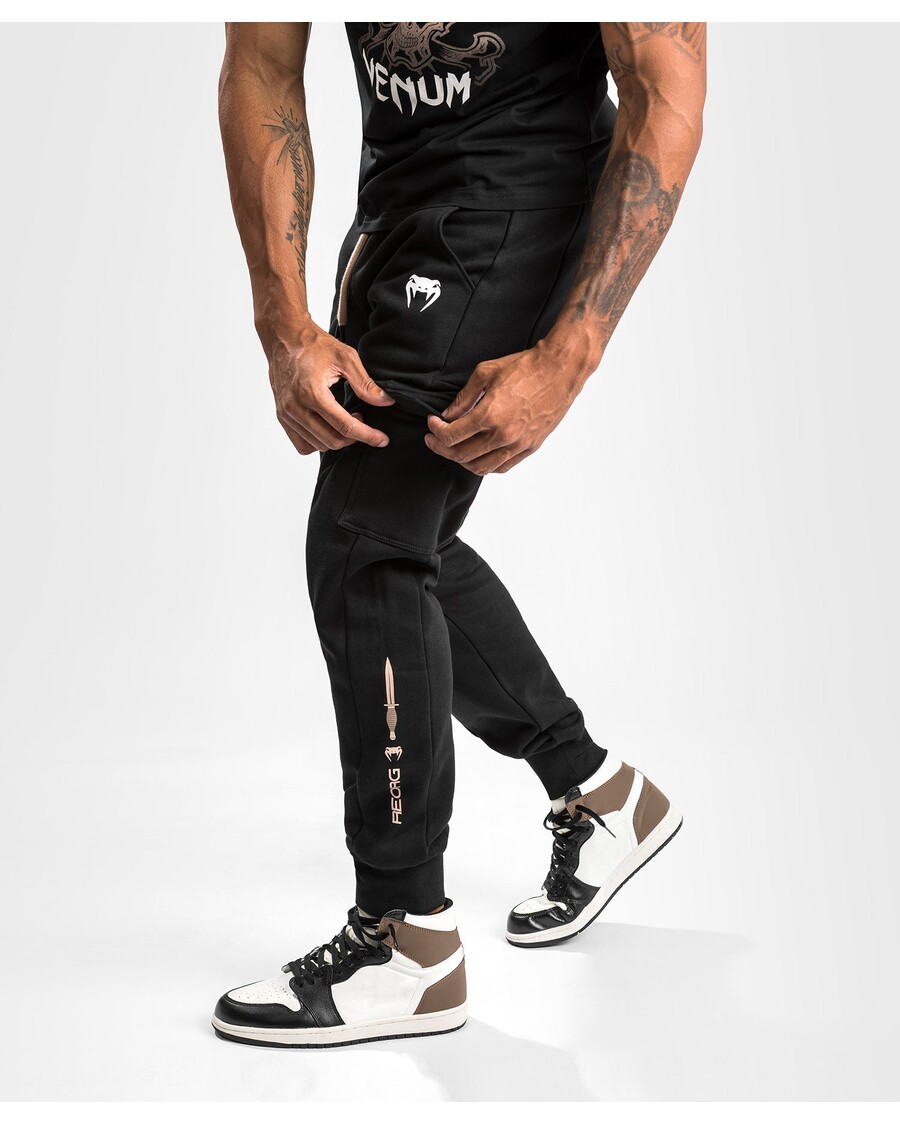 Joggerji Venum Reorg - črni