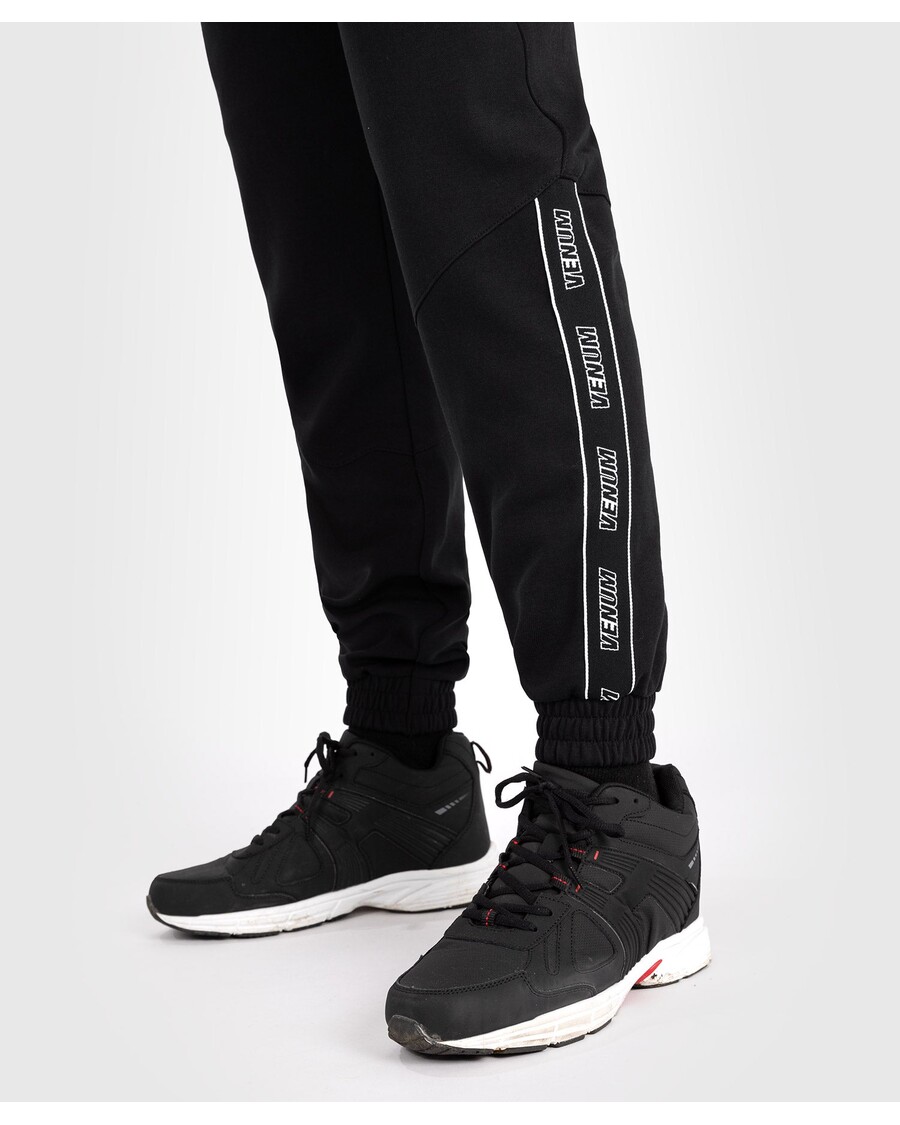 Pánske Joggery Venum Contender 4.0 - čierne