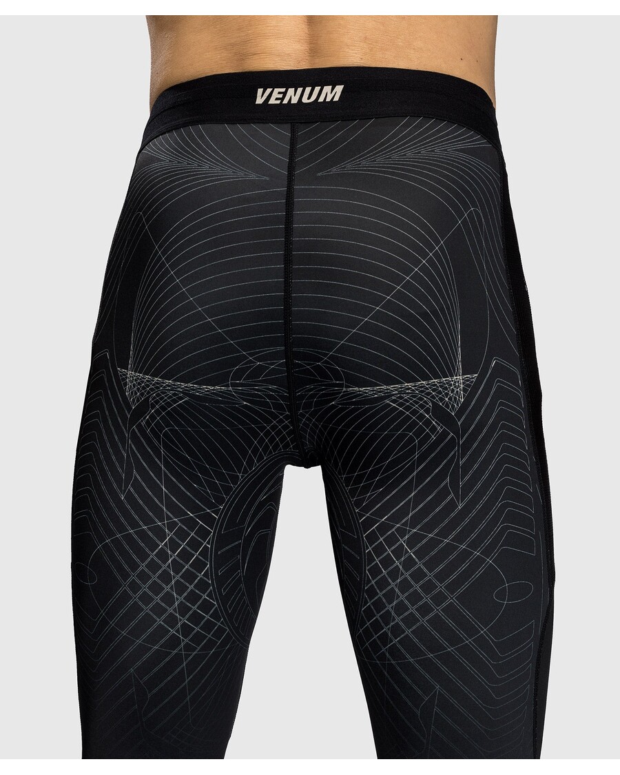 Мъжки гащи Venum G-fit Air - дълбоко черно/пустинен пясък