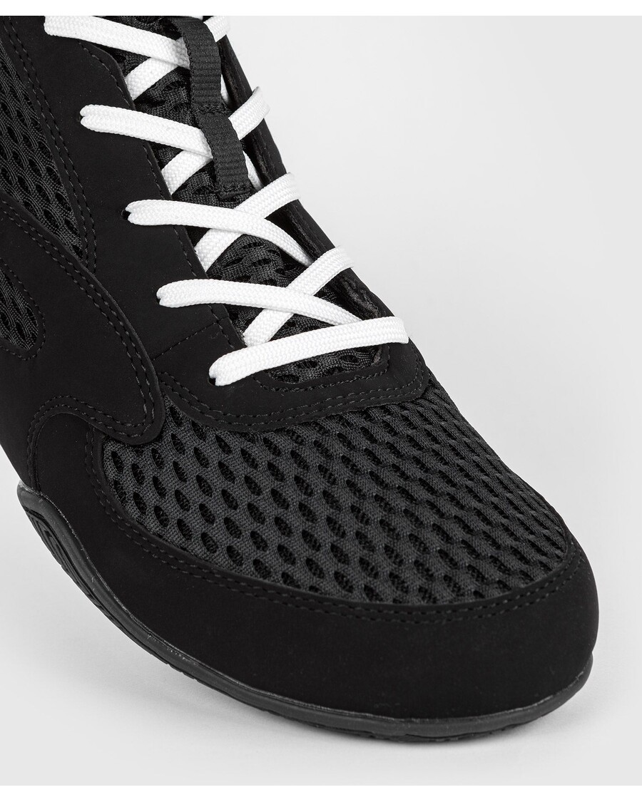 Venum Contender Boxing Shoes - Black/White