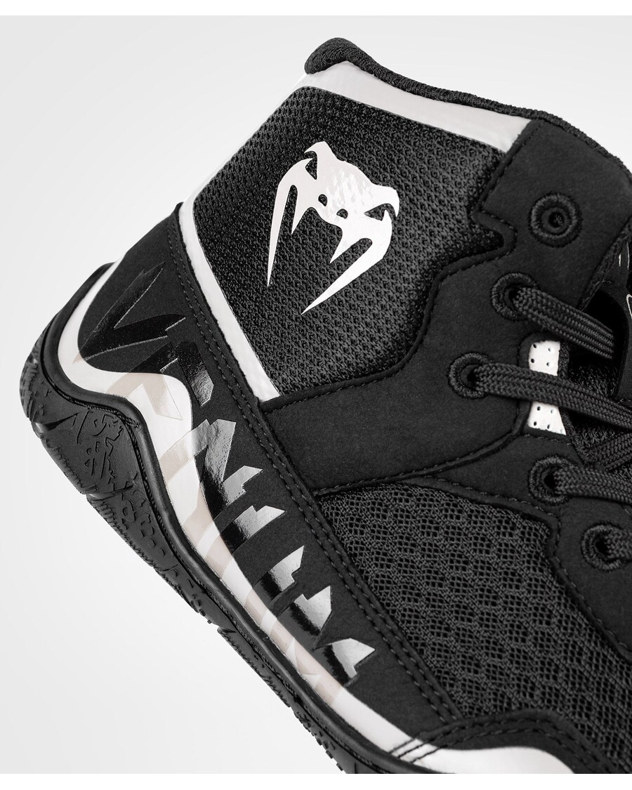 Rokoborski Copati Venum Elite - črni/peščeni