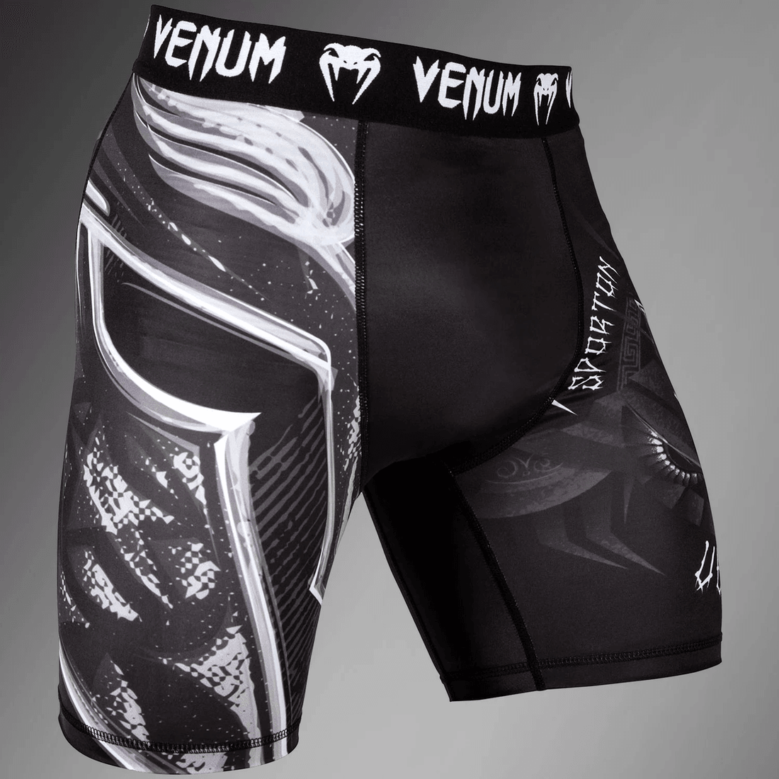 Vale Tudo Shorts Venum Gladiator 3.0 - Black/White