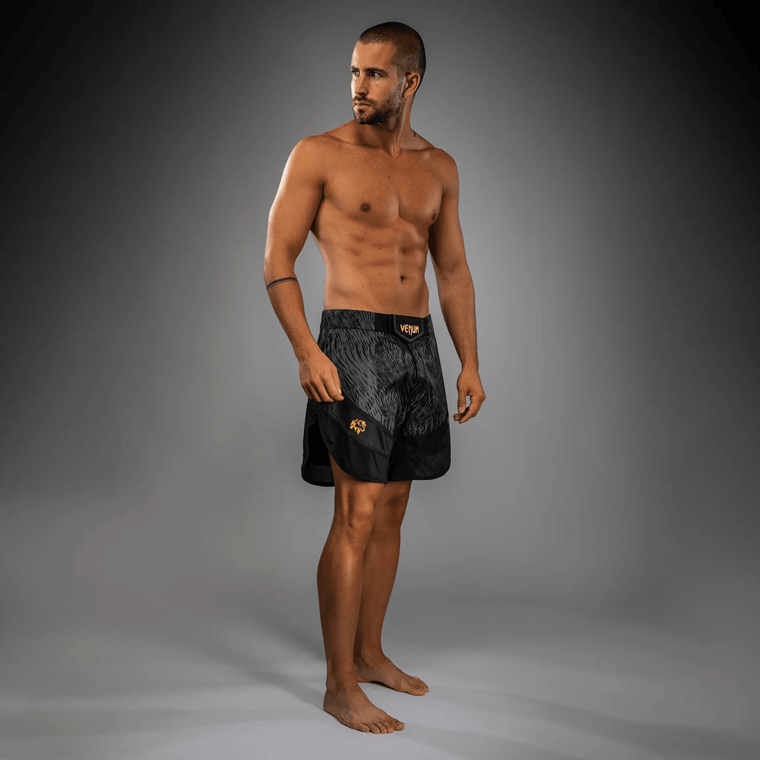 Venum x Chimaev Fightshorts - Black/Grey