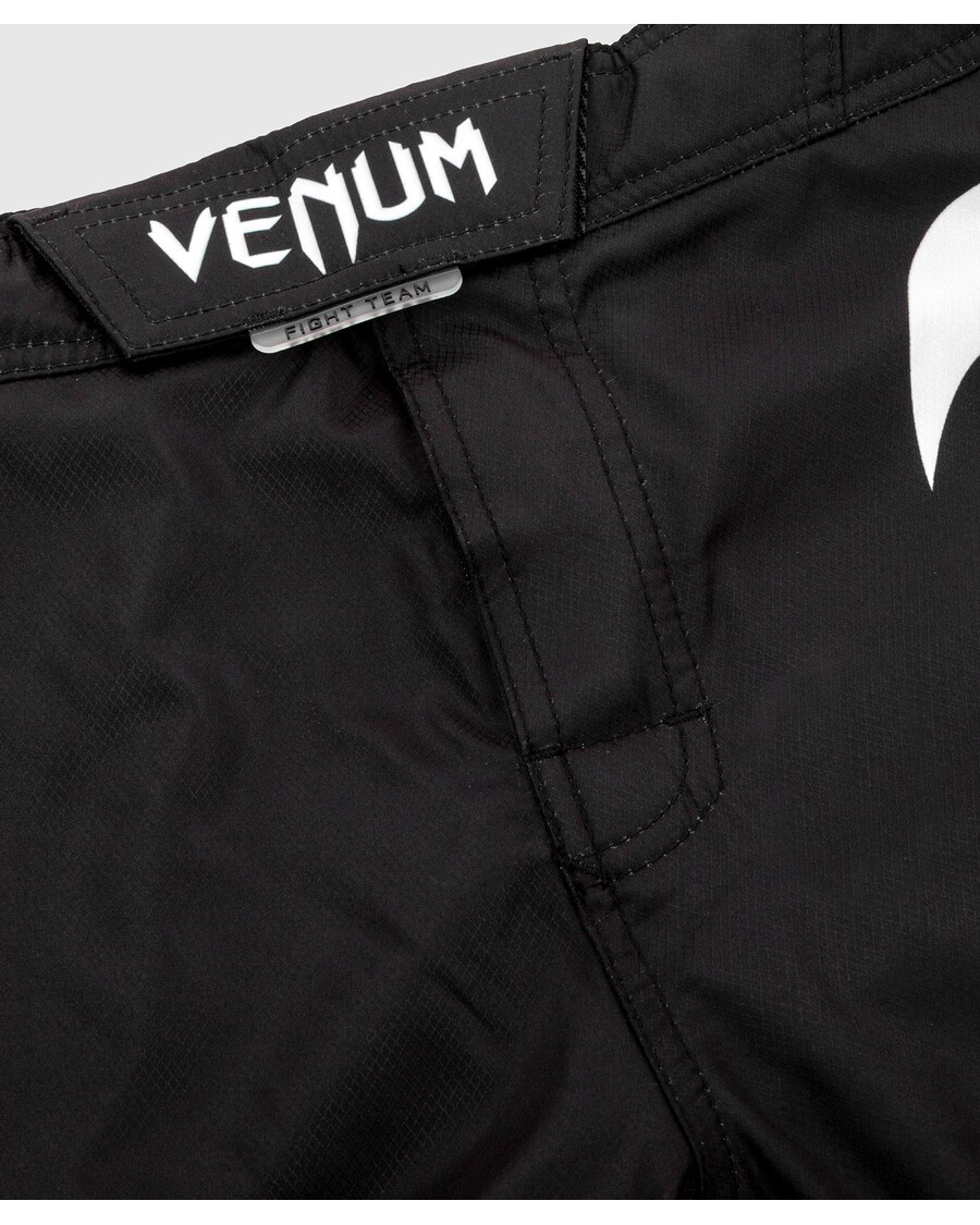 Venum Light 3.0 Fightshorts - Must/valge