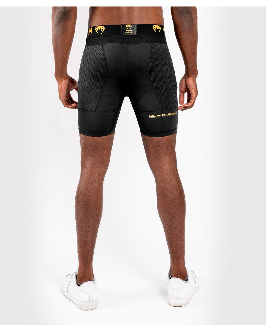 компресионни шорти Venum G-fit - черно/златно