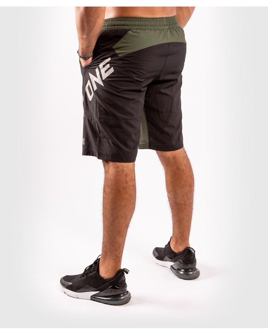 Celana Pendek Latihan Venum One Fc Impact - Hitam/khaki