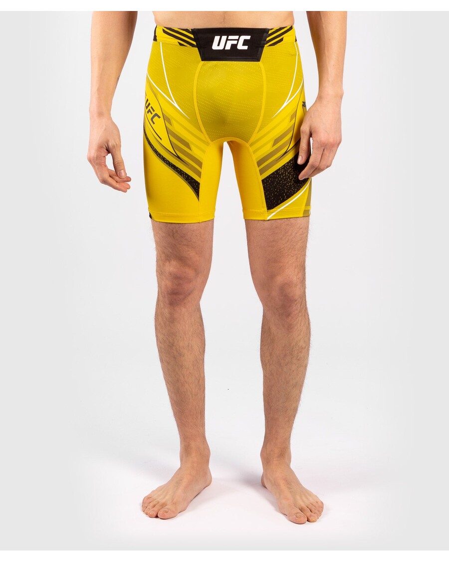 UFC Venum Authentic Fight Night Vale Tudo Shorts Für Herren – Kurze Passform – Gelb