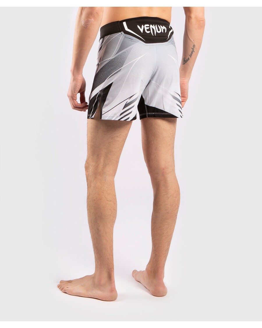 Ufc Venum Pro Line Meeste Lühikesed Püksid - Valged