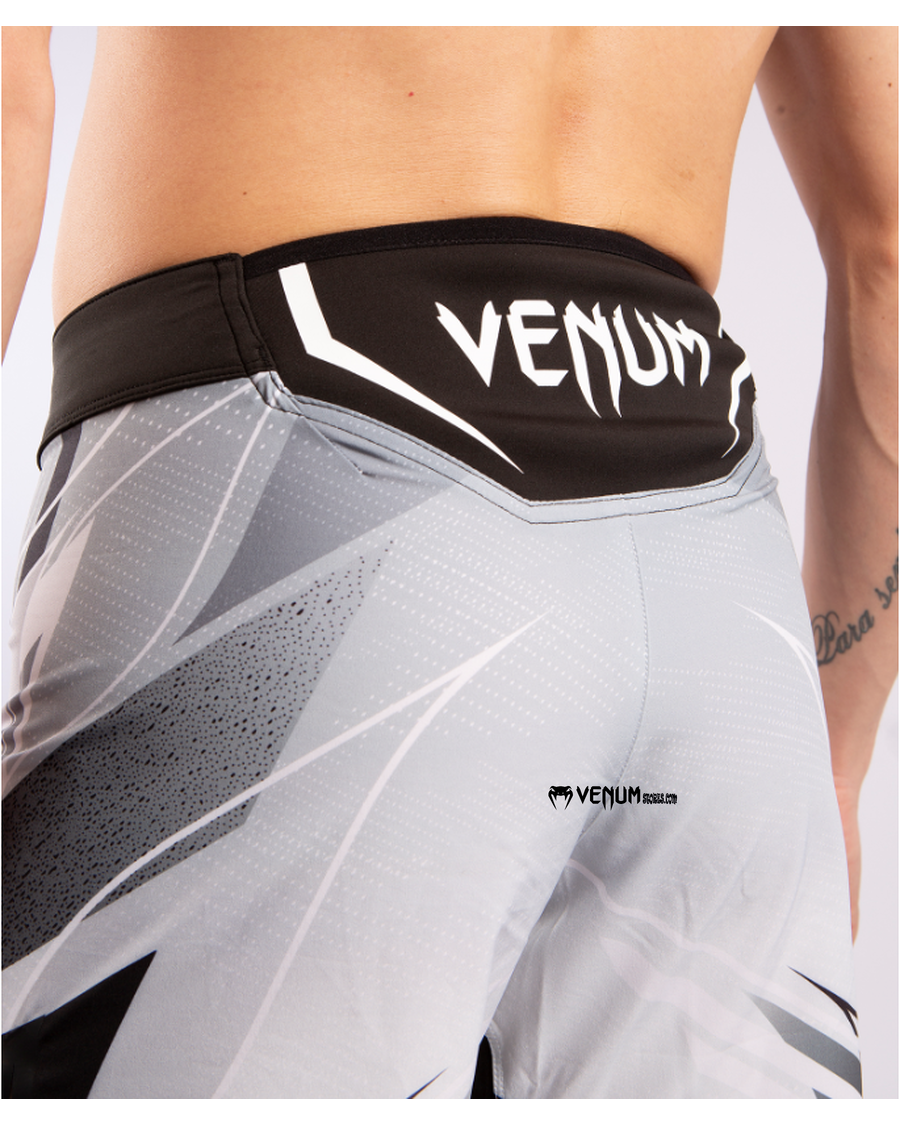 Ufc Venum Pro Line Meeste Lühikesed Püksid - Valged