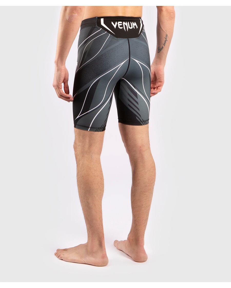 Ufc Venum Pro Line Meeste Vale Tudo Lühikesed Püksid - Mustad