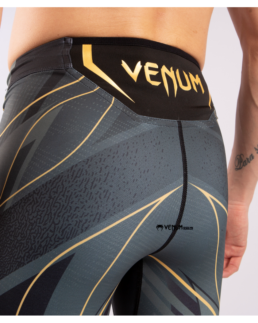 UFC ヴェナム プロ ライン メンズ ヴァーレ トゥード ショーツ - チャンピオン