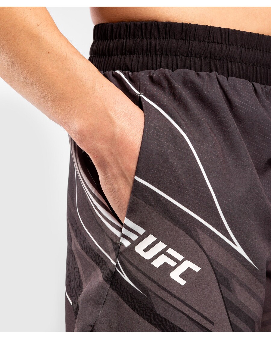 Ufc Venum Replica Meeste Lühikesed Püksid - Mustad