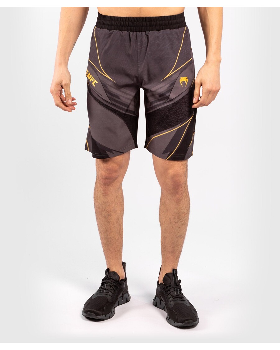 UFC Venum Replica Herren-Shorts – Champion
