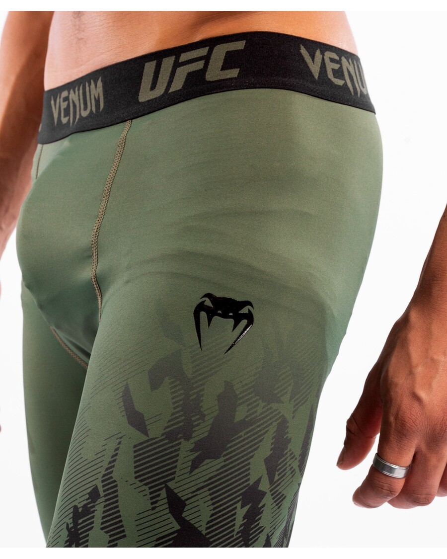 Pantaloni Scurți Ufc Venum Authentic Fight Week Performanță Pentru Bărbați Vale Tudo - Kaki