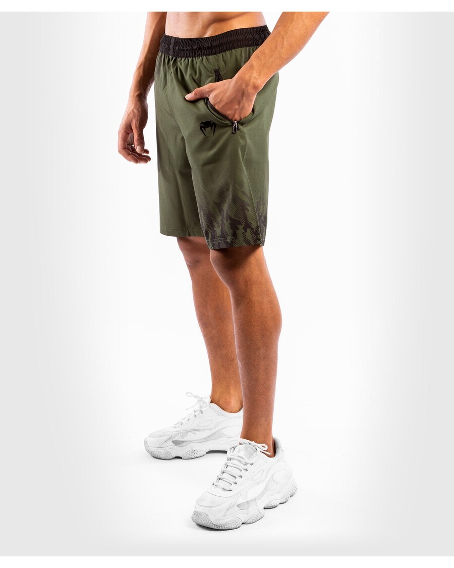 شورت الأداء الرجالي من UFC Venum Authentic Fight Week - كاكي