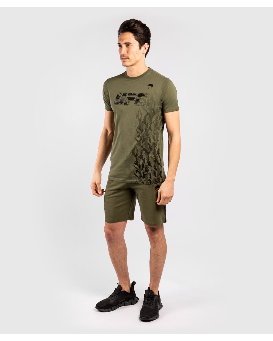 Pantaloni Scurți Pentru Bărbați Ufc Venum Authentic Fight Week - Kaki