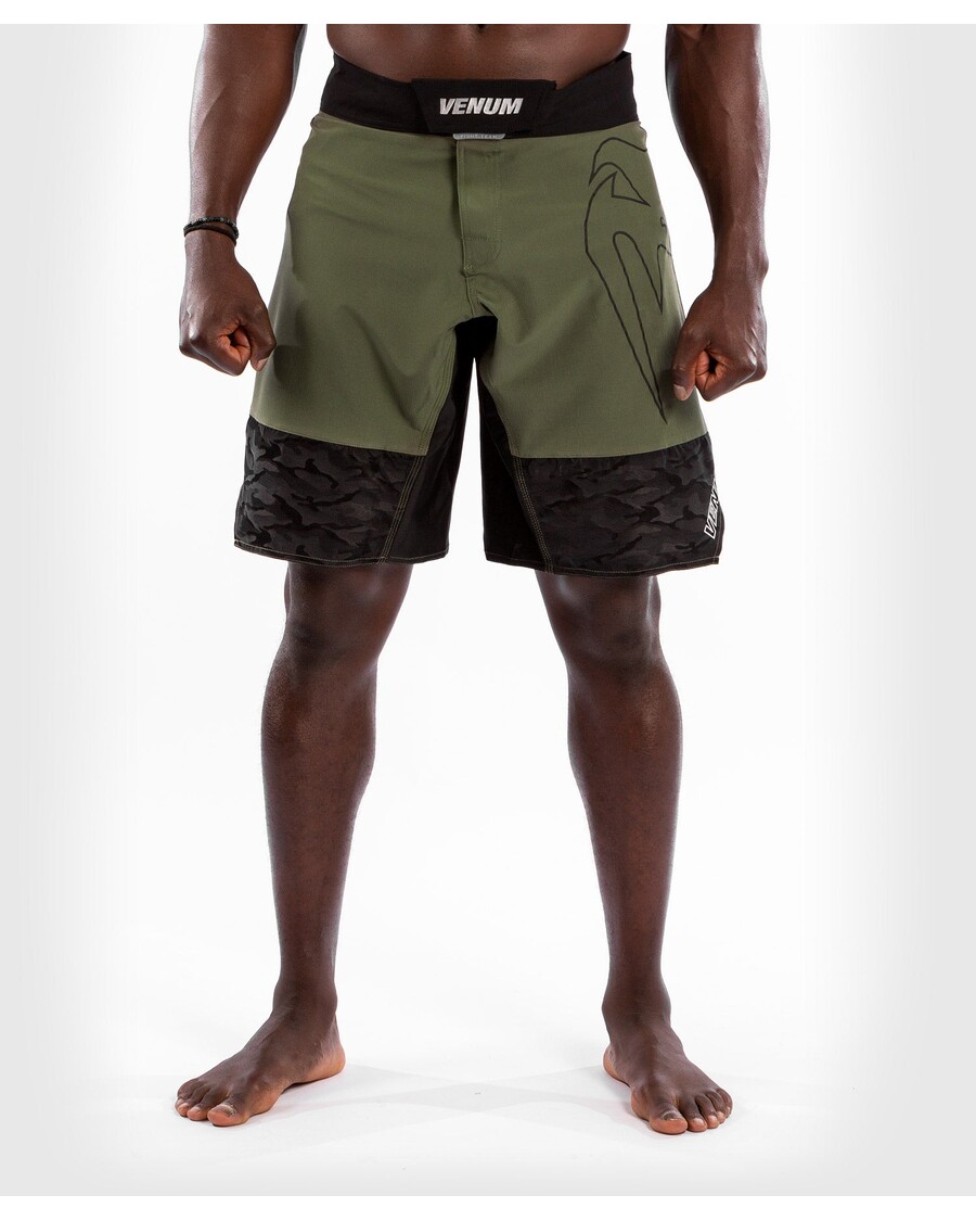 Venum Light 4.0 Fightshort – Khaki/Silber