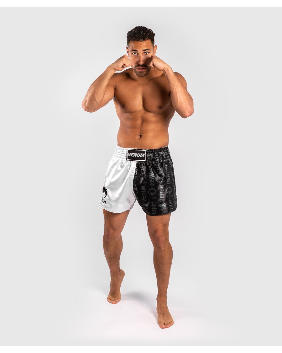 Venum Logos Muay Thai Shorts - Zwart/wit