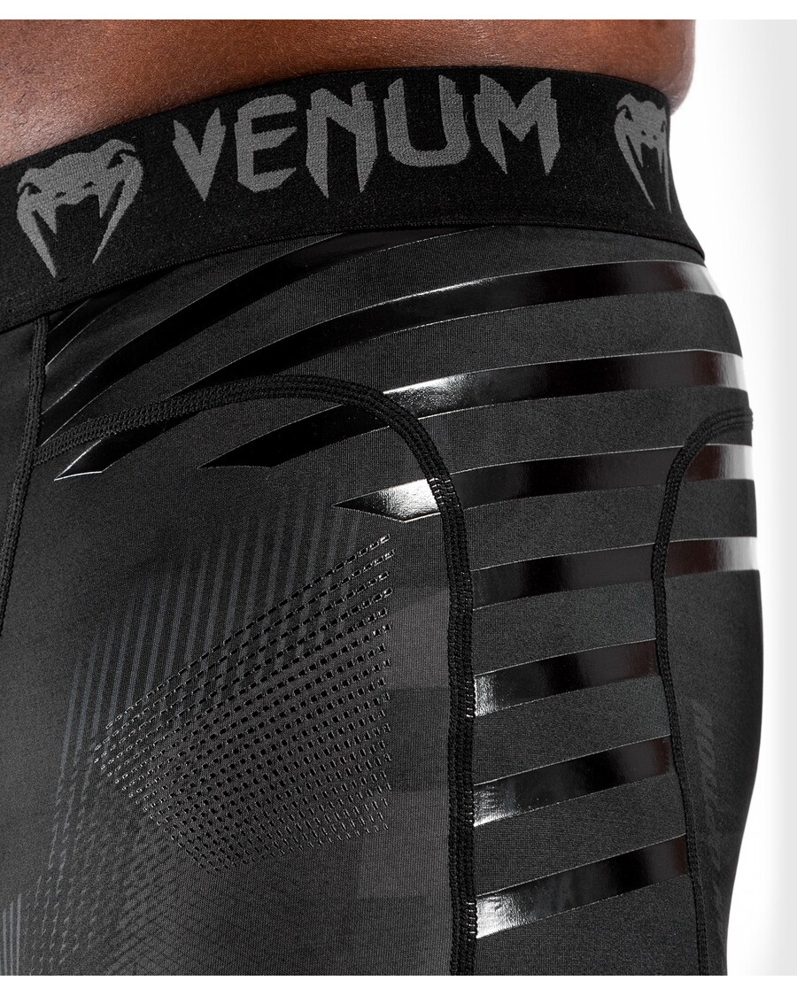 Pantaloni Scurți Venum Skull Vale Tudo - Negru/negru