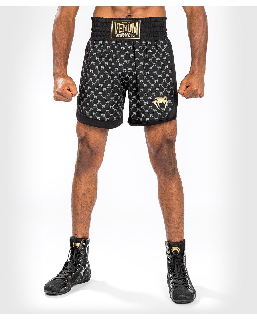 Venum モノグラム ボクシング ショートパンツ - ブラック