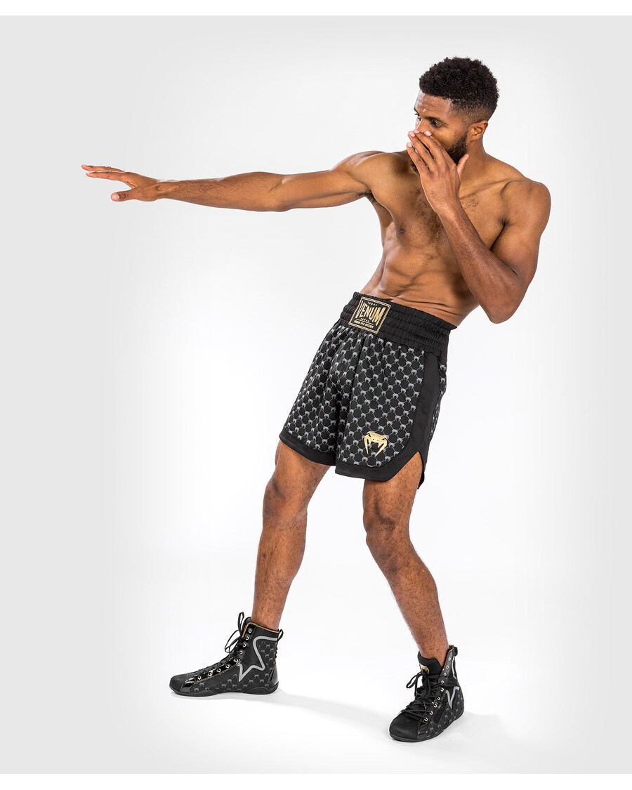 Venum モノグラム ボクシング ショートパンツ - ブラック