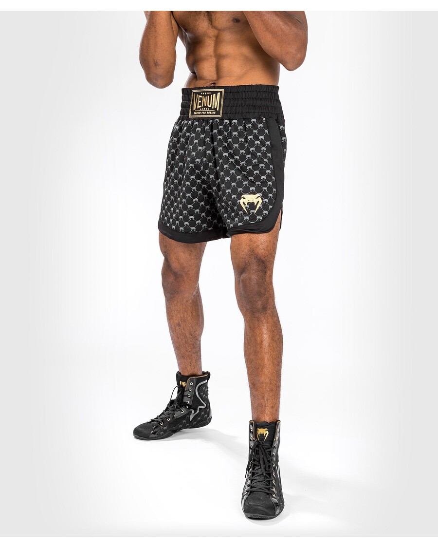 Venum Monogram Boxshorts – Schwarz