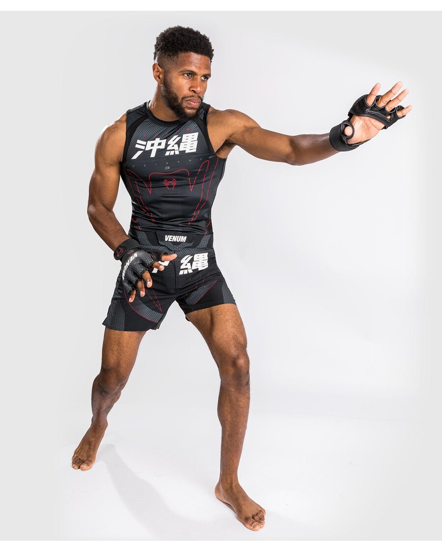 Venum Okinawa 3.0 Kampfshorts – Schwarz/rot