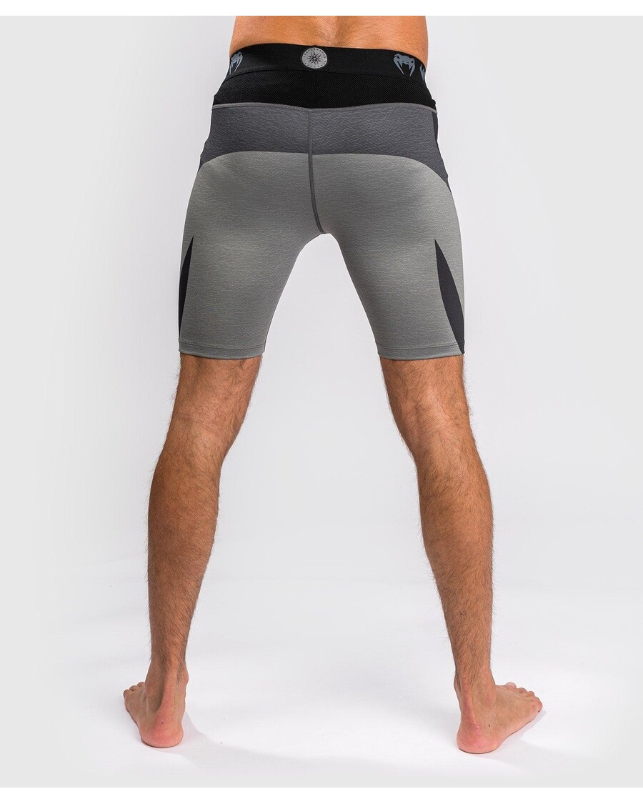 Venum Stone Vale Tudo ショーツ - ミネラルグリーン