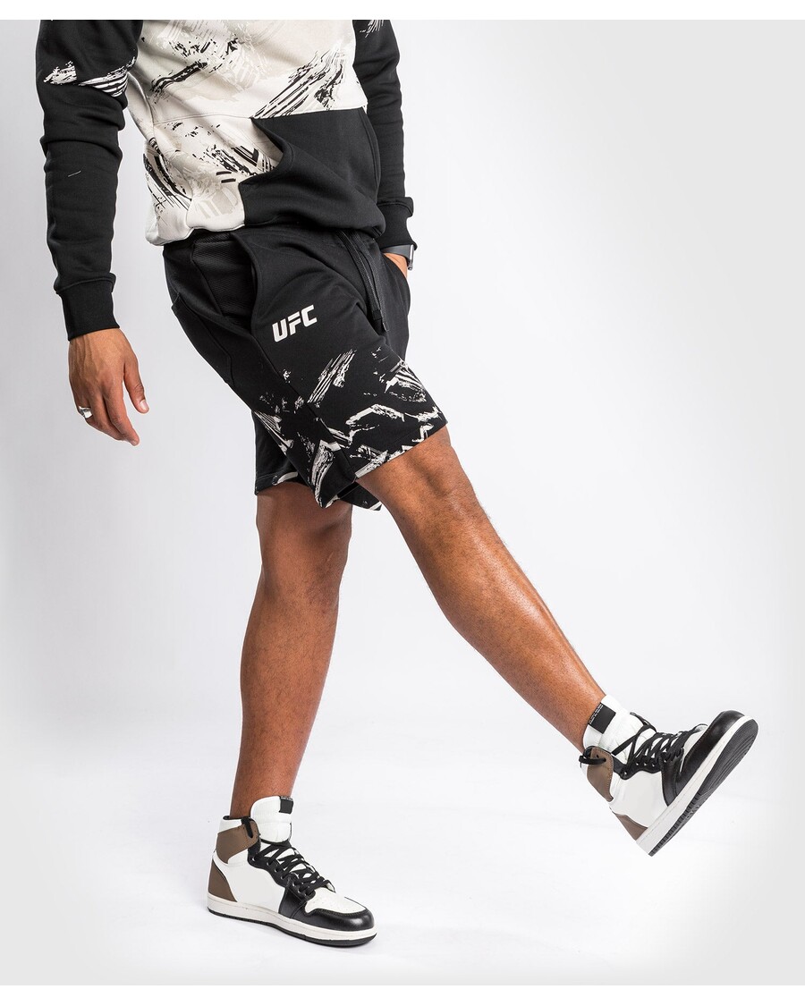 Ufc Venum Authentic Fight Week 2.0 Heren Short - Zwart/zand