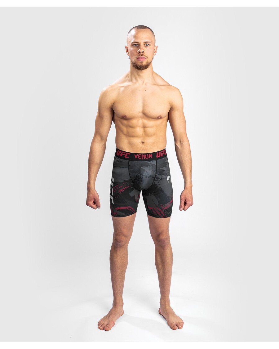Pantalon Scurt Ufc Venum Authentic Fight Week 2.0 Vale Tudo Pentru Bărbați - Negru/roșu